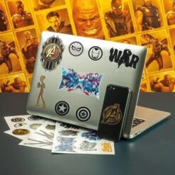 34 Autocollants Marvel - Avengers: Infinity War -TODAY || Disney || Fisher Price Soldes 34 autocollants marvel avengers infinity war 5055964718541 536288