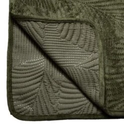 Dessus De Lit Velours Feuille Kaki - 240 X 260 Cm -TODAY || Disney || Fisher Price Soldes dessus de lit velours feuille kaki 240 x 260 cm 3560237581804 757778