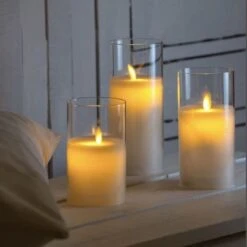 Set De 3 Bougies En Cire, Verre LED Flamme En Mouvement - H 12,5 Et 17,5 Cm Et D 7,5 Cm -TODAY || Disney || Fisher Price Soldes set de 3 bougies en cire verre led flamme en mouvement h 12 5 et 17 5 cm et d 7 5 cm 8024199044777 536254